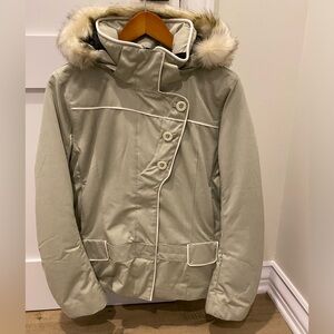 Lole size 8-10 M winter jacket. Almost new. Great to pair with snow pants.